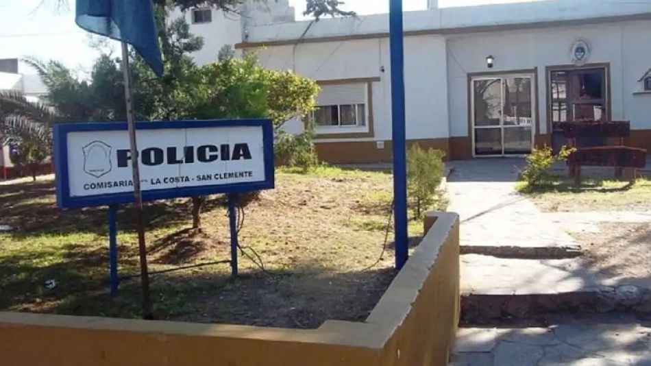 La Comisaría de la Policía Bonaerense en San Clemente, donde murió un detenido y detuvieron a 9 efectivos.