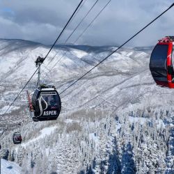 Aspen Snowmass, el centro de esquí de Colorado, cumple 75 años de existencia.