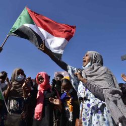 Manifestantes sudaneses se reúnen en el concurrido distrito de Jabra, en el sur de Jartum.  | Foto:afp