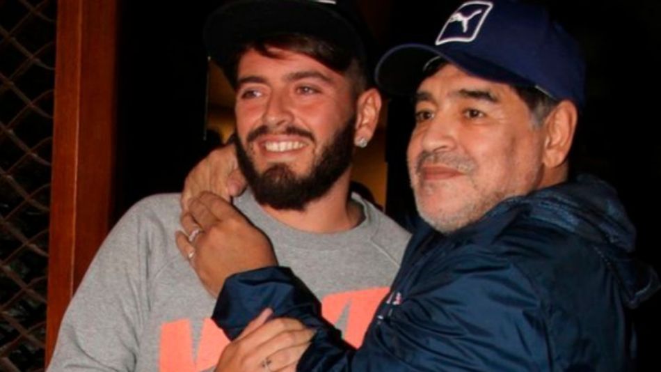 Diego Jr y Diego Maradona 2511
