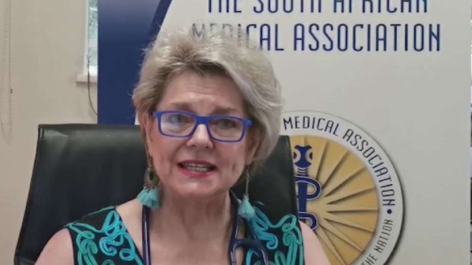 La doctora sudafricana que descubrió la mutación Ómicron reveló: "No hay pérdida del gusto ni del olfato" | Perfil
