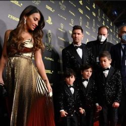 Antonela Roccuzzo lució la última tendencia en la gala del Balón de Oro junto a Messi