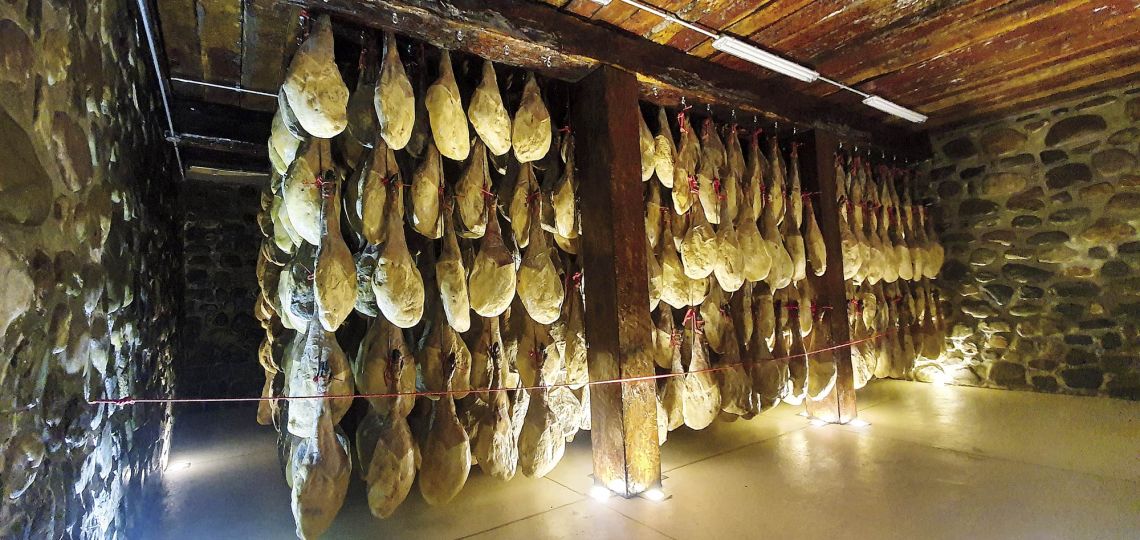 Tradición ibérica en Salta: Jamón de bellota 100% argentino