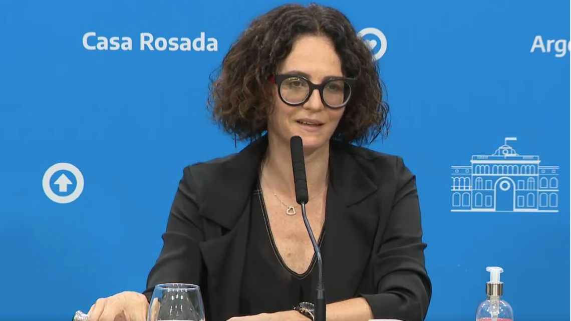 Secretary for International Economic Relations Cecilia Todesca holds a press conference.