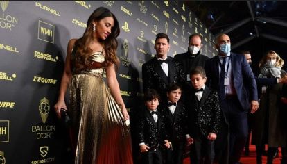 Antonela Roccuzzo y Dior: La combinación que se robó las miradas en la entrada del Balón de Oro