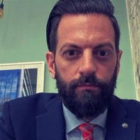 Tras separarse de la madre de su hija, el Rifle Varela estaría de novio: quién es la modelo