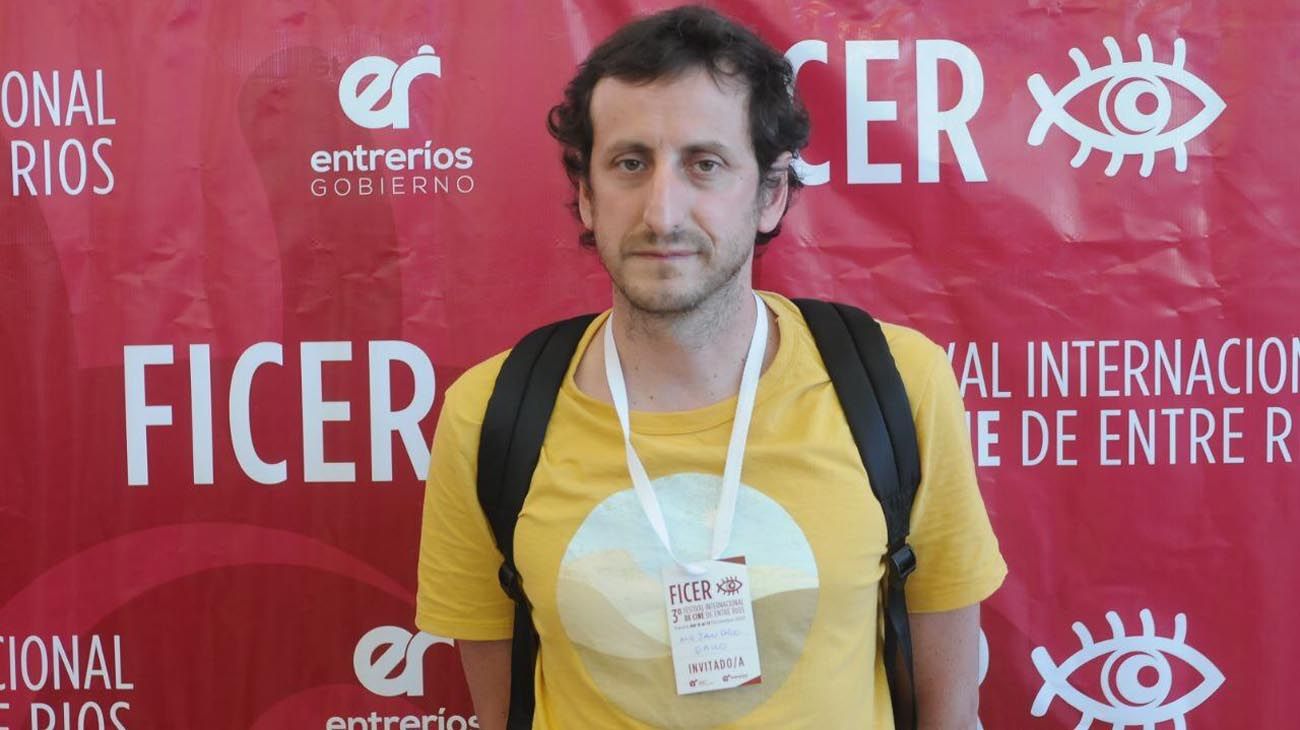 Alejandro Gallo Bermudez, director de Encandilan Luces, película ganadora del FICER 2019, en esta edición 2021 es jurado del festival.