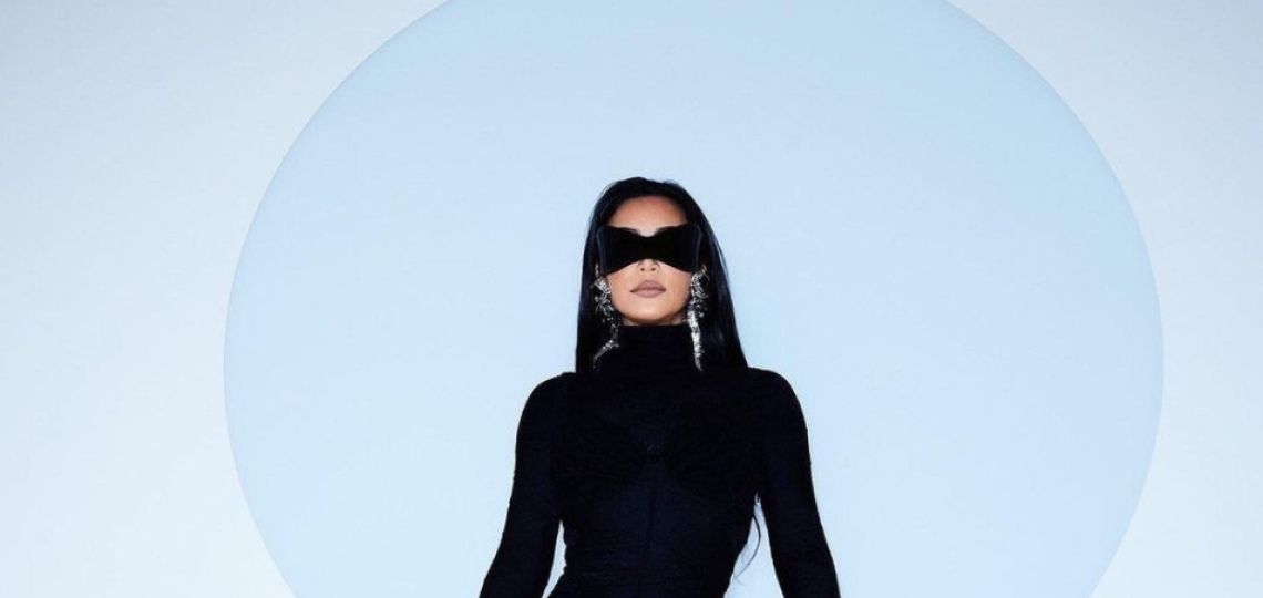 People Choice Awards: Kim Kardashian pasó de organizar armarios a ser el ícono de moda