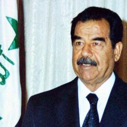  El 13 de diciembre de 2003 las tropas de Estados Unidos capturaron en Irak a Saddam Hussein