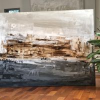 Luz Lascano, la artista que deslumbra con sus obras abstractas y personalizadas
