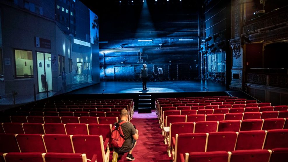 1210_sala_teatral