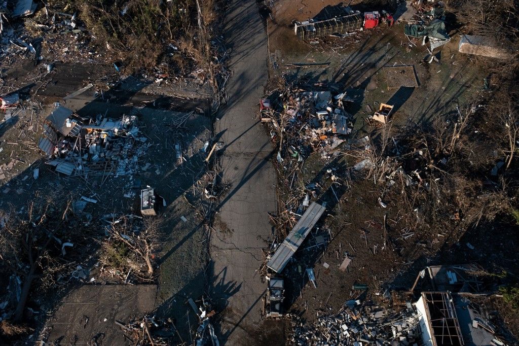 Decenas de personas murieron en Kentucky por el paso de varios tornados que dejaron una estela de destrucción en ese estado de Estados Unidos.