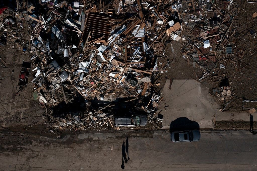 Decenas de personas murieron en Kentucky por el paso de varios tornados que dejaron una estela de destrucción en ese estado de Estados Unidos.