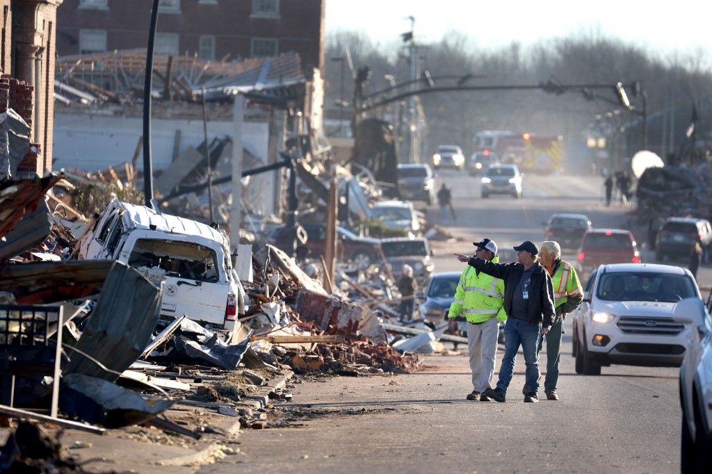 Decenas de personas murieron en Kentucky por el paso de varios tornados que dejaron una estela de destrucción en ese estado de Estados Unidos.