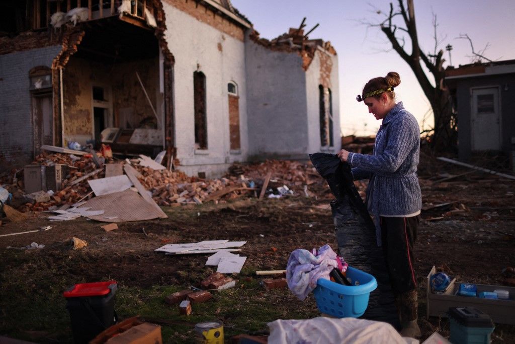 Decenas de personas murieron en Kentucky por el paso de varios tornados que dejaron una estela de destrucción en ese estado de Estados Unidos.