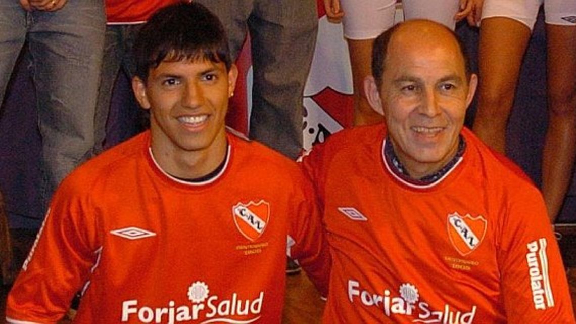 Ricardo Bochini Pidió Un Homenaje Para El Kun En La Cancha De Independiente 442 6432