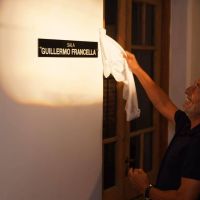 Inauguraron una sala de teatro en honor a Guillermo Francella