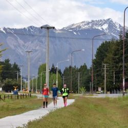 La ciudad ofrece varios senderos para disfrutar corriendo o caminando.