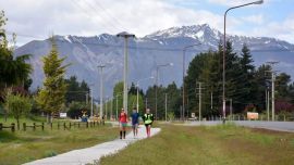 La ciudad ofrece varios senderos para disfrutar corriendo o caminando.