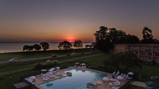 Escapadas de verano: 5 destinos (y alojamientos) para agendar