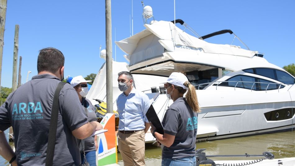Detección de embarcaciones que evaden en San Fernando