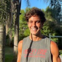 El drástico cambio de look de Mariano Martínez