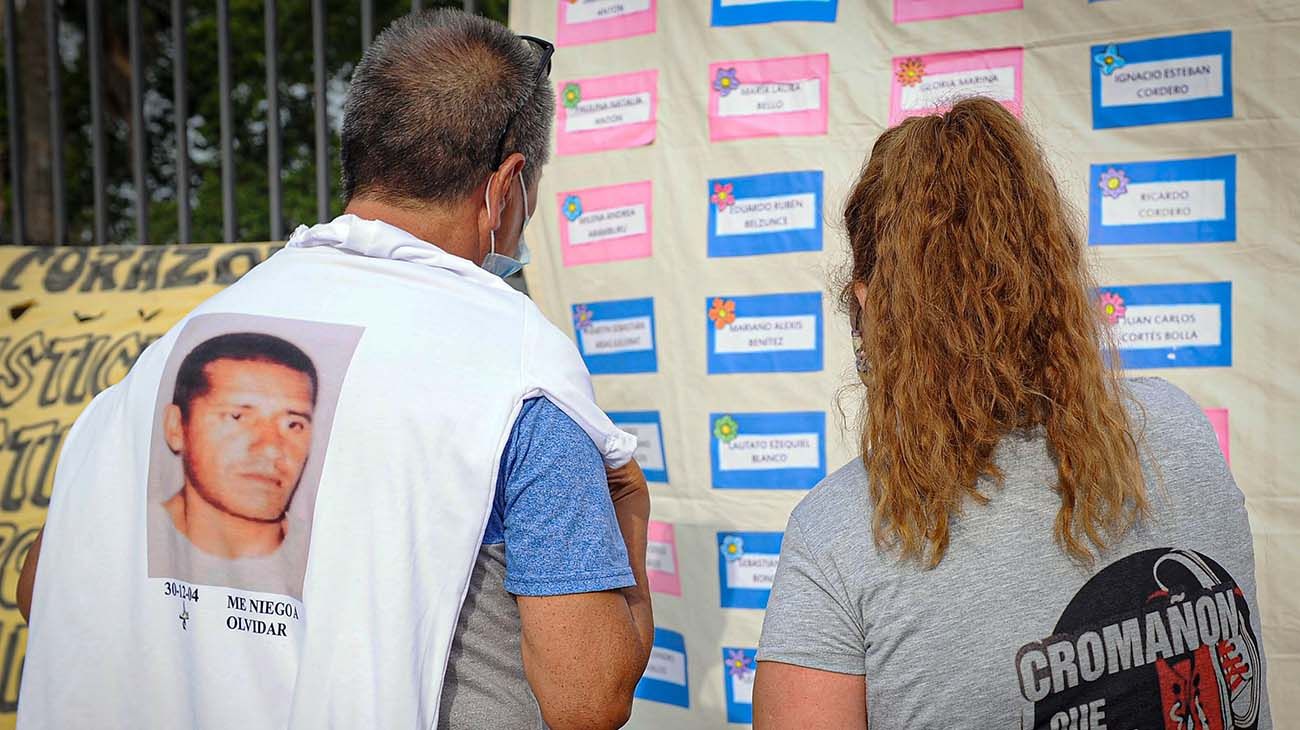 Manifestación por los 17 años del aniversario de la tragedia de Cromañón.