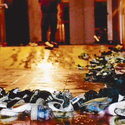 La tragedia de Cromañón El recital con el que Callejeros pensaba cerrar el año 2004 se convirtió, por desidia en los controles y una bengala en el techo, en un infierno que dejó 194 muertos y más de 700 heridos. | Foto:Pablo Cuarterolo