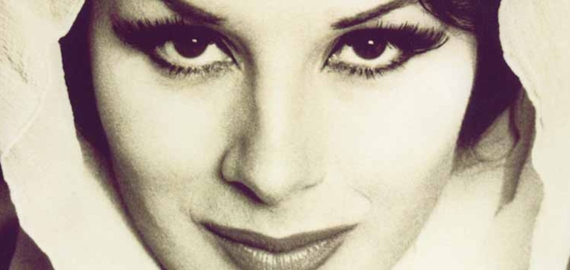 April Ashley: El legado de la primera modelo trans y activista británica 