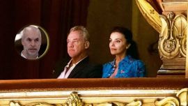 Bárbara Diez junto a un ex modelo de Pancho Dotto en el palco del Teatro Colón