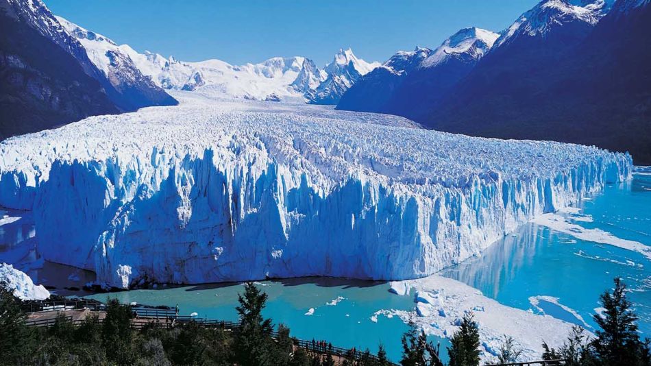 Cataratas del Iguazú, la Quebrada de Humahuaca y el Glaciar Perito Moreno 20220104