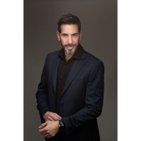 Dr. Federico Luque: Cirujano Plástico de excelencia
