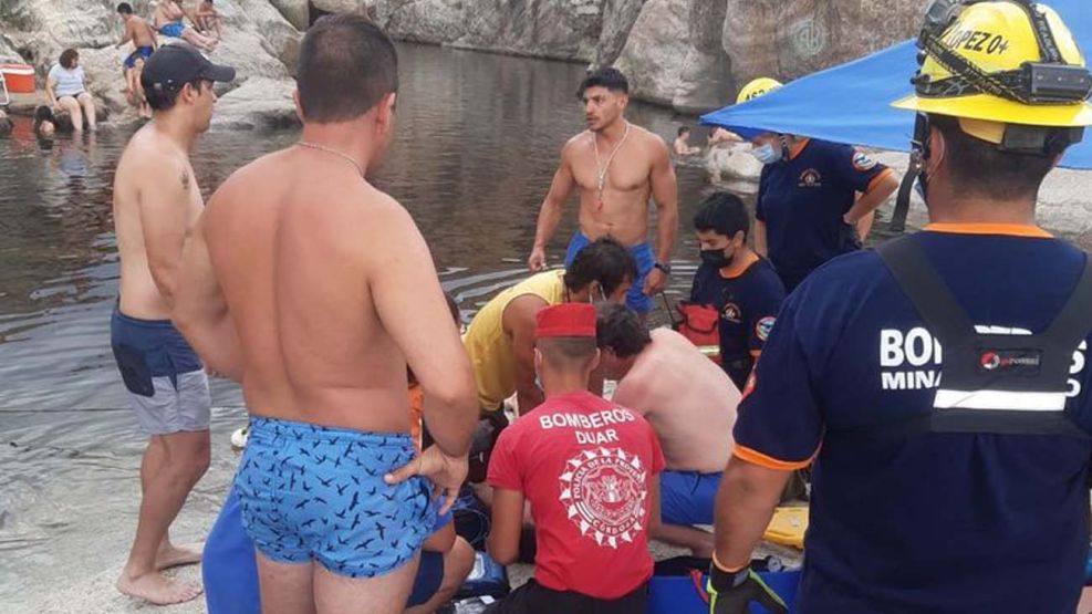 Murió un turista en un balneario de Mina Clavero 20220106