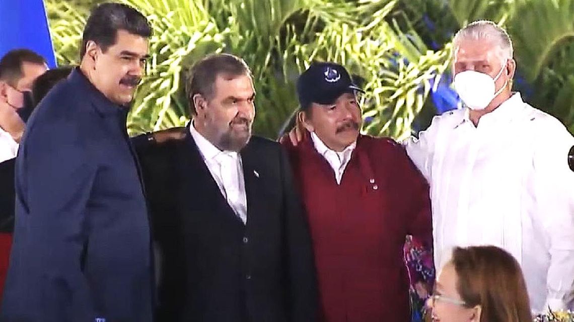 Nicaraguan leader Daniel Ortega, flanked by Venezuelan leader Nicolás Maduro, Iranian official Mohsen Rezai and Cuban leader Miguel Díaz-Canel.