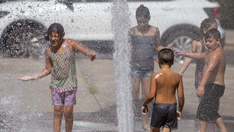 Ola de calor en Argentina-20211101