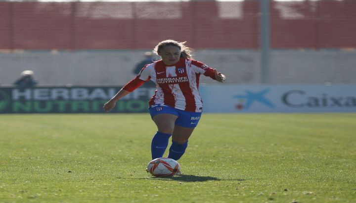 Estefanía Banini y Mariana Larroquette, sumaron minutos en sus equipos. // Foto: Prensa Atlético Madrid