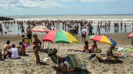 Temporada 2022: Cuánto cuesta veranear en la costa argentina