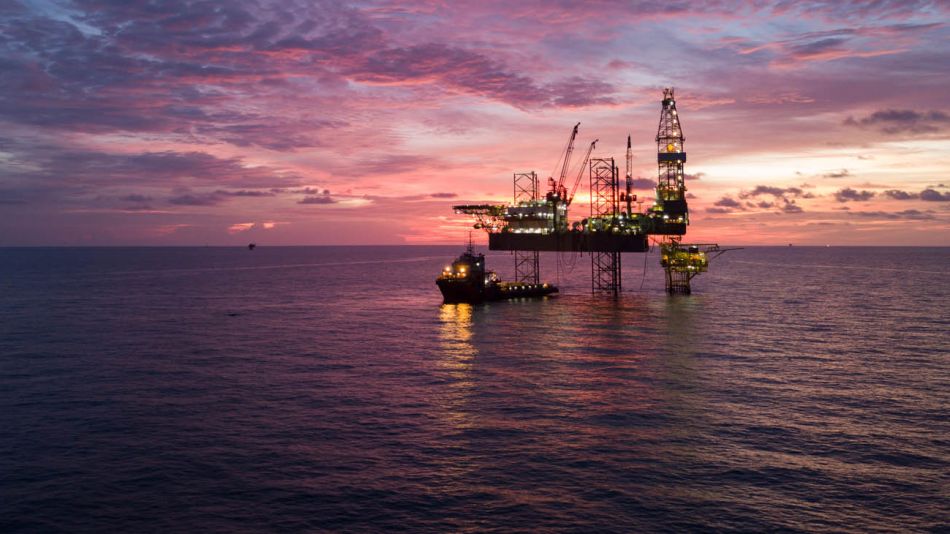 Petróleo OffShore 20220120