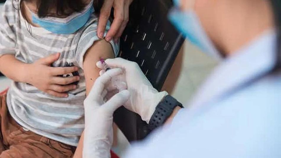 vacunación de covid en niños en Brasil 20220121
