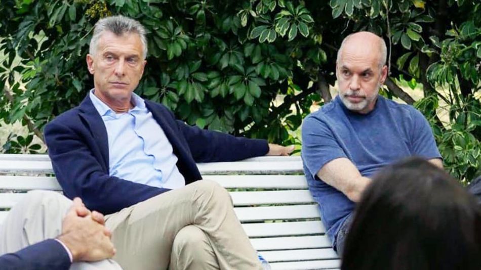 Charla. Imagen de archivo de Macri y Larreta juntos. No se difundieron imágenes de su encuentro de ayer en Villa La Angostura.
