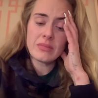 Adele se quebró al revelar un importante anuncio y les pidió perdón a sus fans 