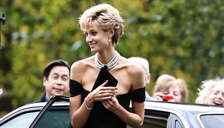 Elizabeth Debicki interpretará a Lady Di y las fotos del set te encantarán