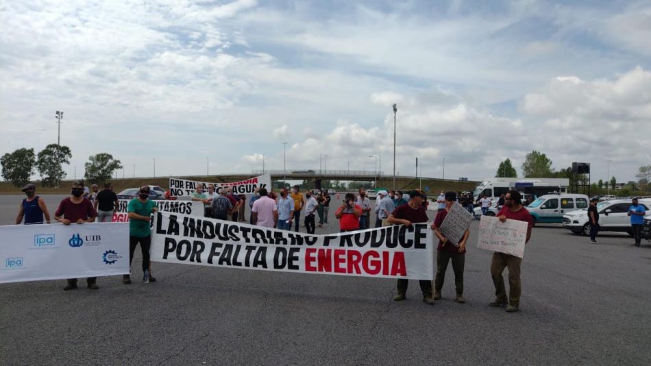 Industriales Pymes Bonaerenses cortando el peaje a Hudson 20220125