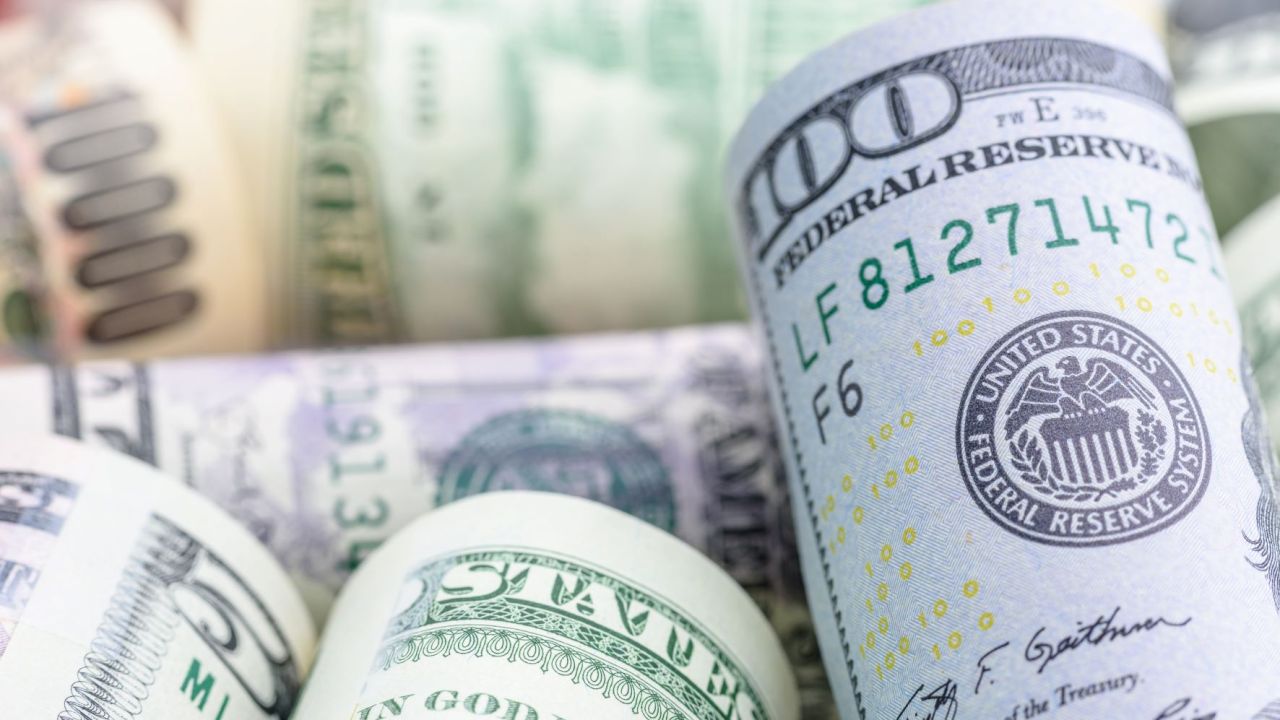 El dólar en carrera | Foto:Shutterstock