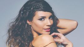 La trenza de flequillo es ideal cuando querés liberar la frente