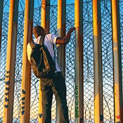 Esperanza en la frontera. | Foto:Gentileza Press1
