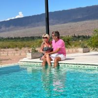 La escapada romántica de Florencia Peña y Ramiro Ponce de León a La Rioja