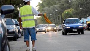 No le pagó al trapito y le robó el limpiaparabrisas 20220204