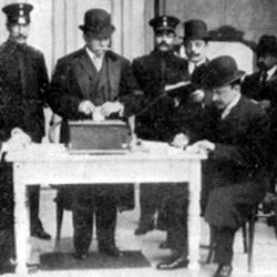 El 10 de febrero de 1912 se sanciona la ley Sáenz Peña 