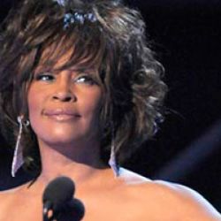El 11 de Febrero de 2012 murió la cantante, compositora y productora estadounidense Whitney Houston